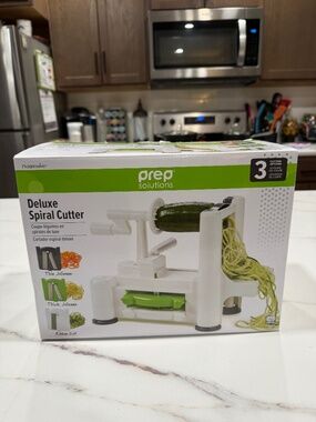 Progressive Prep Solutions deluxe PS – 5301 spiral cutter